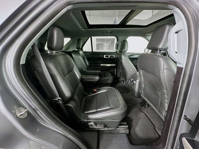 Certified 2022 Ford Explorer XLT w/ Equipment Group 202A image 35