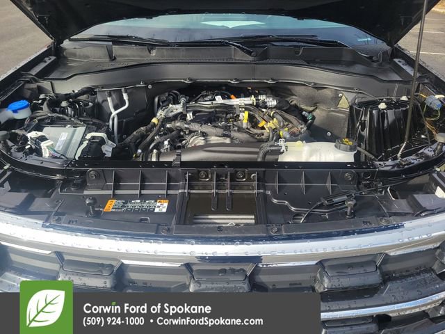 Certified 2025 Ford Explorer Active AWD/4WD image 40
