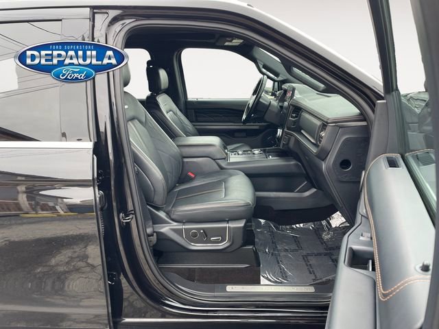 Certified 2023 Ford Expedition Platinum image 19