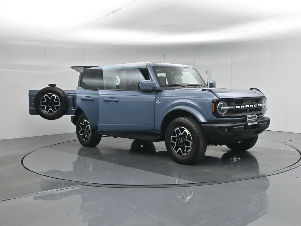 Certified 2025 Ford Bronco Outer Banks image 4