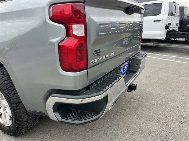 Used 2024 Chevrolet Silverado 1500 LT image 10