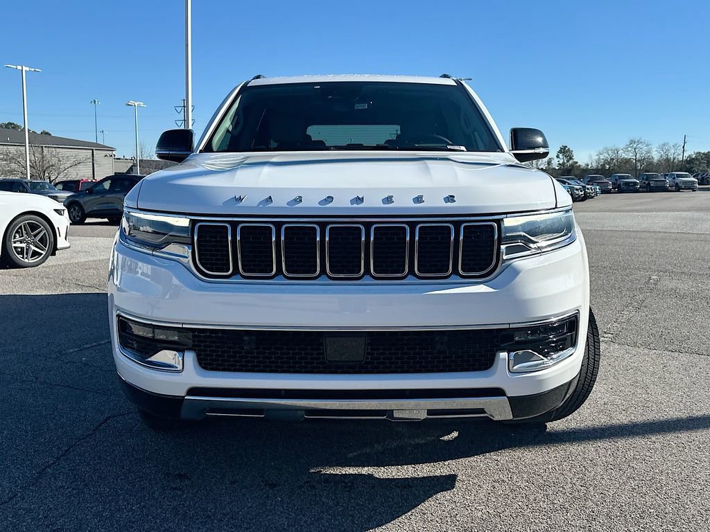 Used 2023 Jeep Wagoneer Series III w/ Preferred Equipment Group image 6