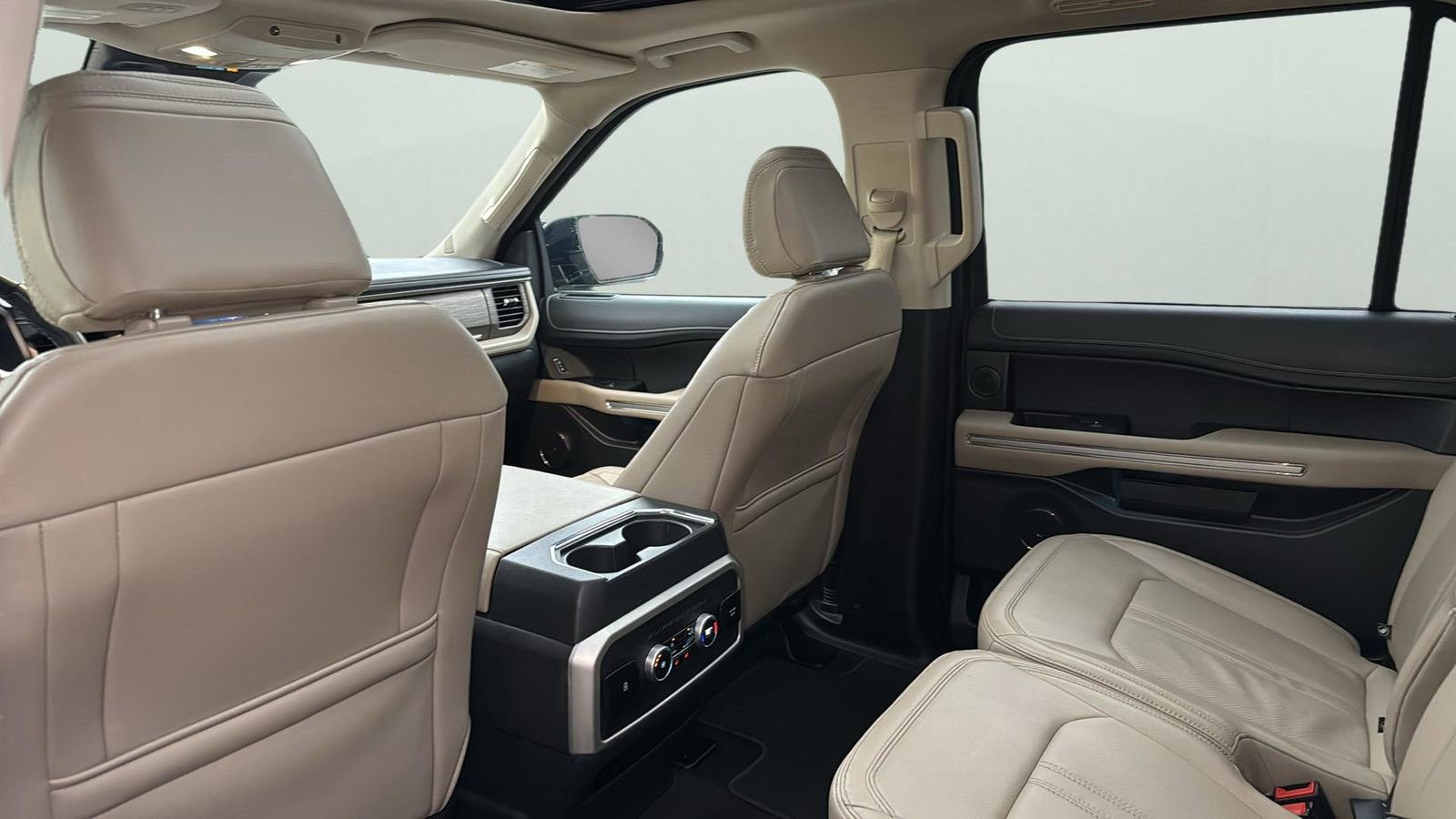 Certified 2024 Ford Expedition Max Limited image 29