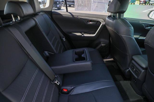 Used 2021 Toyota RAV4 Limited AWD/4WD image 34