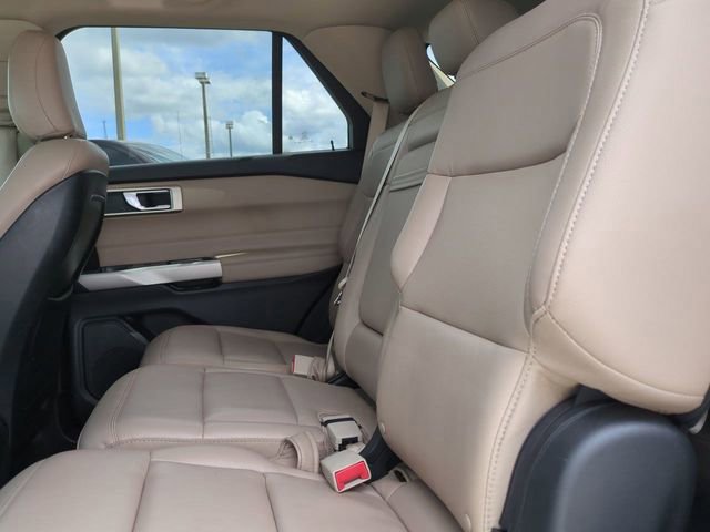 Certified 2020 Ford Explorer XLT w/ Equipment Group 202A RWD image 14