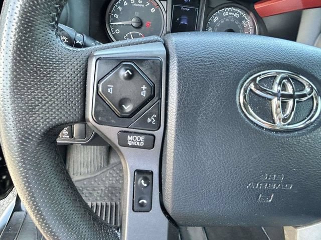 Used 2020 Toyota Tacoma TRD Off-Road AWD/4WD image 33