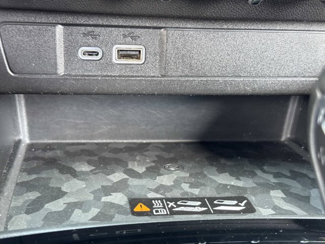 Used 2023 Chevrolet Colorado LT w/ LT Convenience Package II AWD/4WD image 22