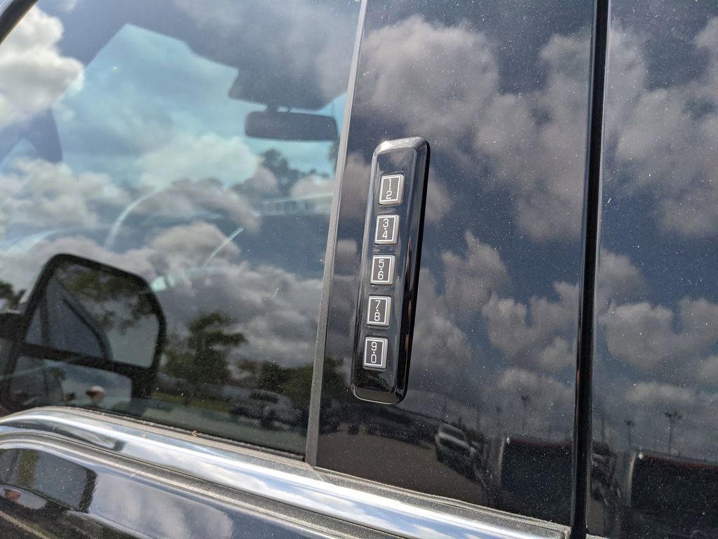 Certified 2024 Ford F250 Platinum w/ Tremor Off-Road Package image 21