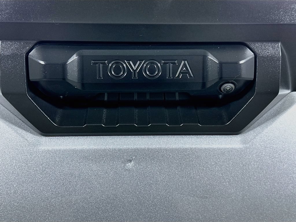 Used 2023 Toyota Tundra SR5 AWD/4WD image 21