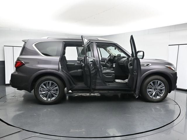 Used 2024 INFINITI QX80 Luxe AWD/4WD image 35
