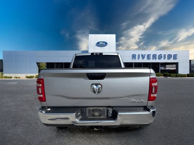 Used 2024 RAM 2500 Tradesman w/ Towing Technology Group AWD/4WD image 4