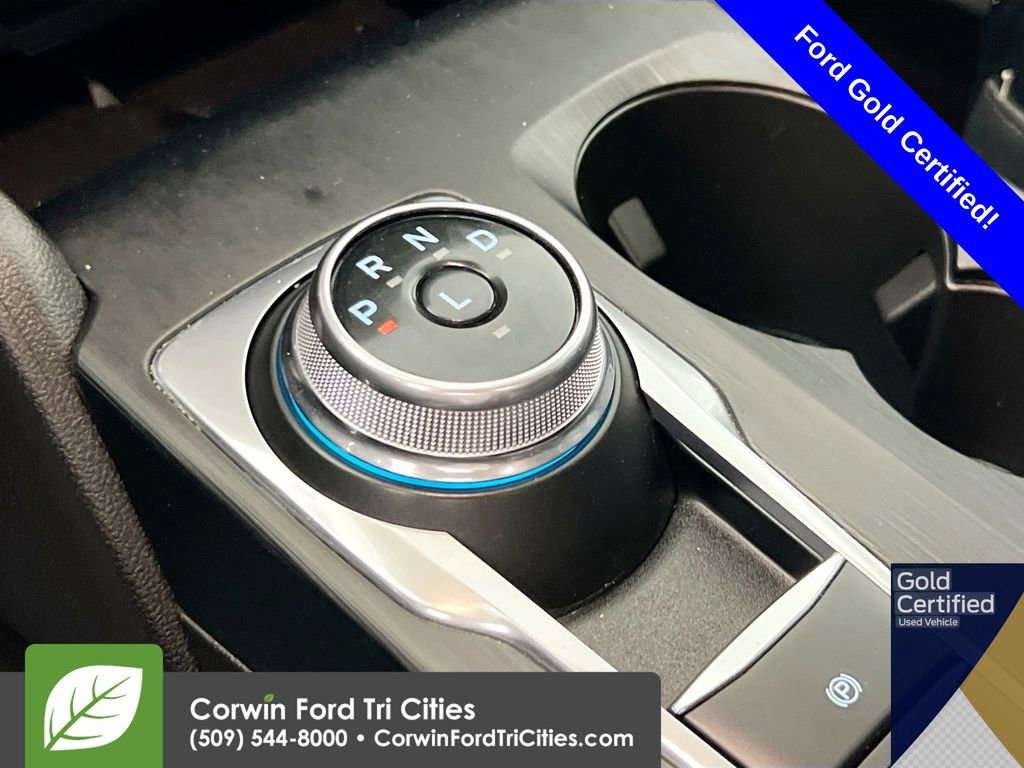 Certified 2025 Ford Escape Platinum AWD/4WD image 10