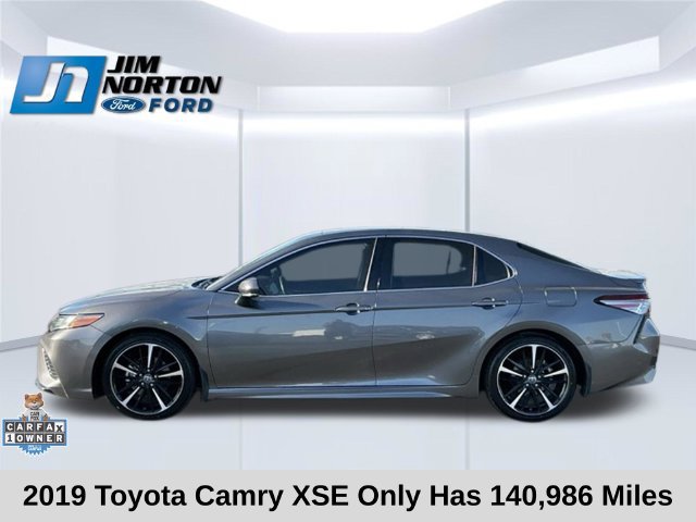 Used 2019 Toyota Camry XSE FWD image 8