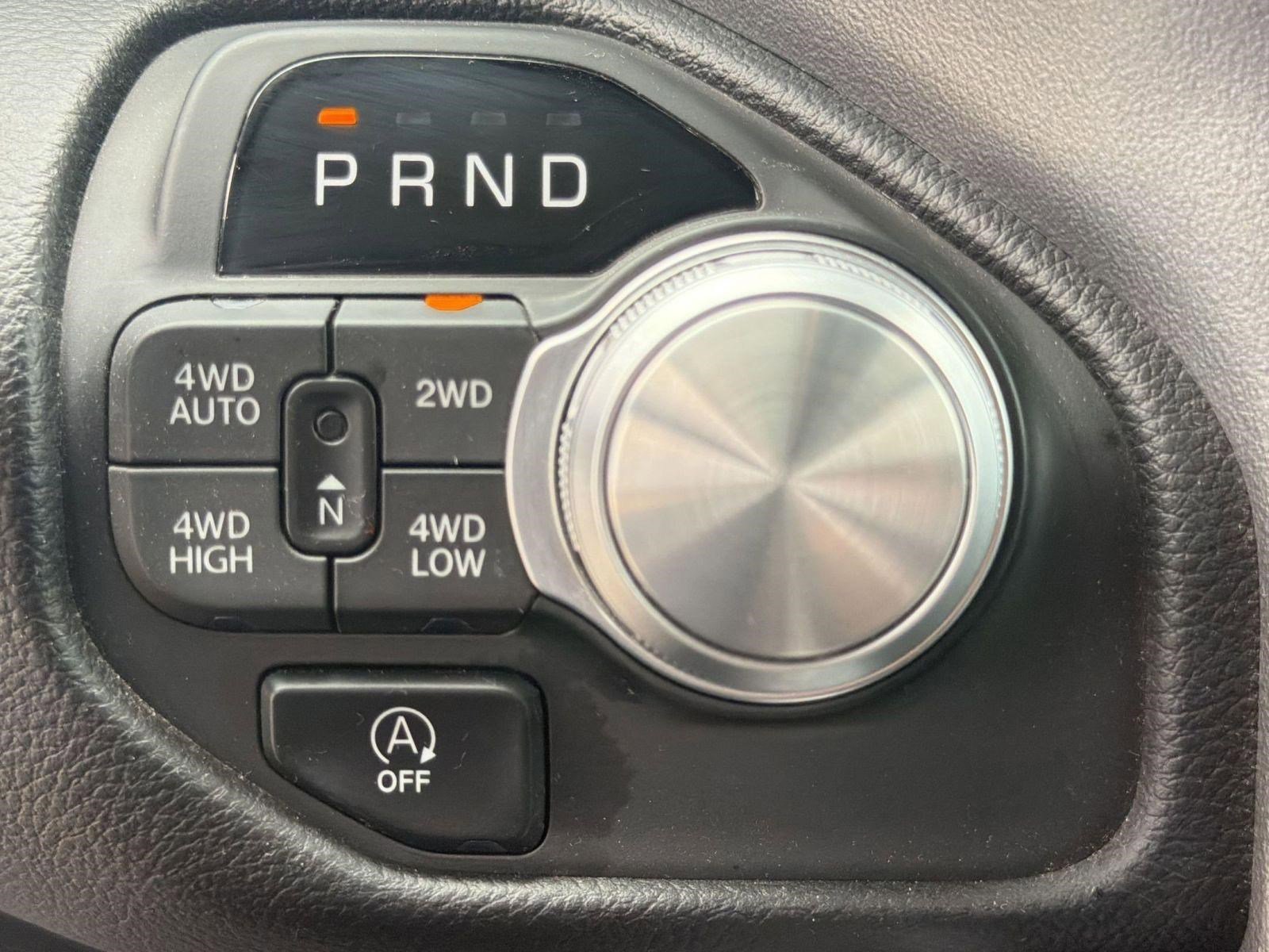 Used 2025 RAM 1500 Laramie w/ Sport Appearance Package AWD/4WD image 17
