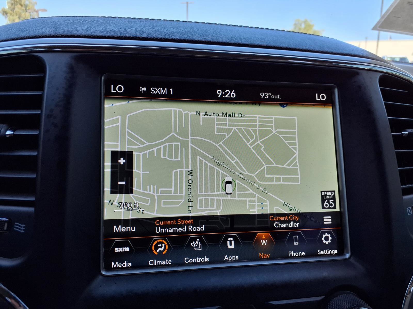 Used 2018 Jeep Grand Cherokee Overland AWD/4WD image 24