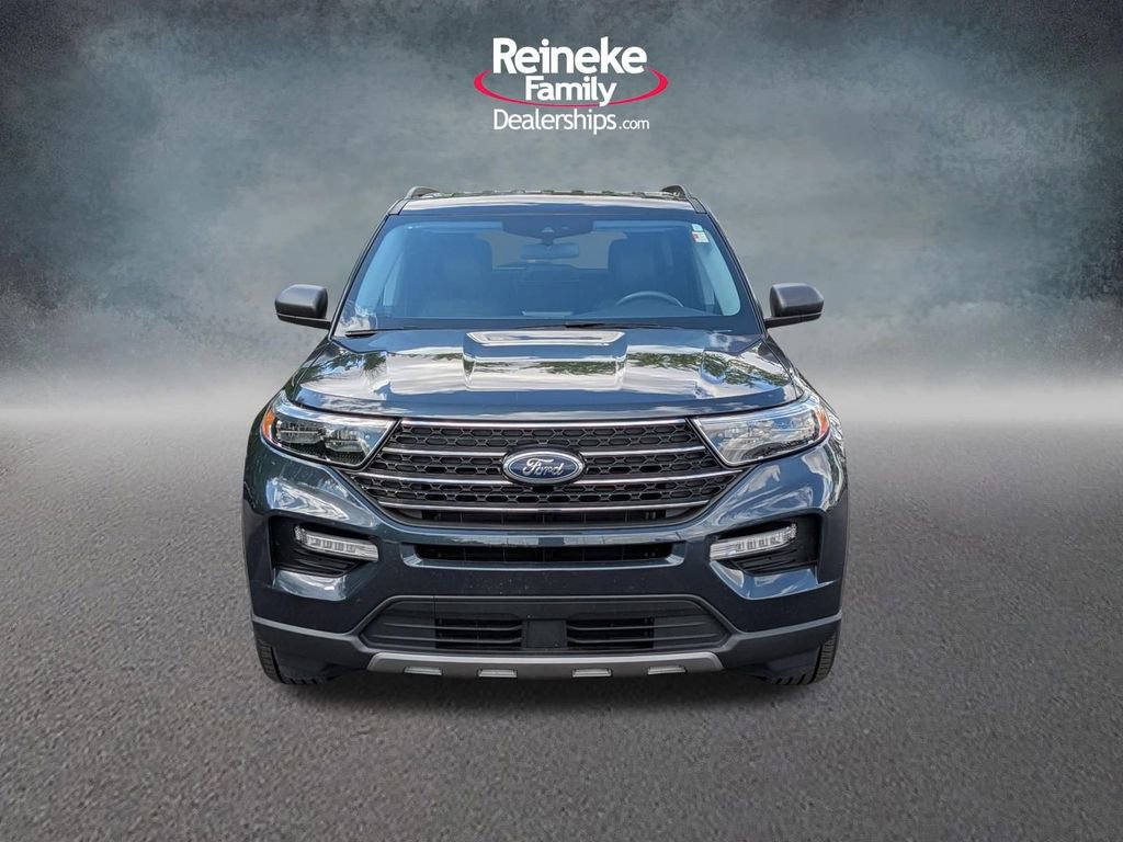 Certified 2023 Ford Explorer XLT w/ Equipment Group 202A AWD/4WD image 2