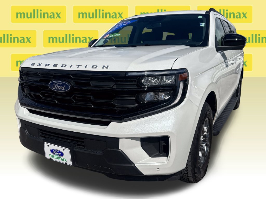 Certified 2025 Ford Expedition Max Active RWD image 10