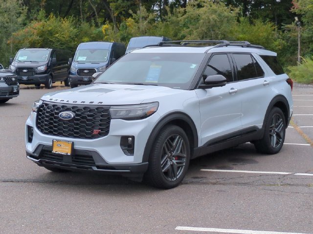 Certified 2026 Ford Explorer ST w/ Sun And Sound Package AWD/4WD image 7