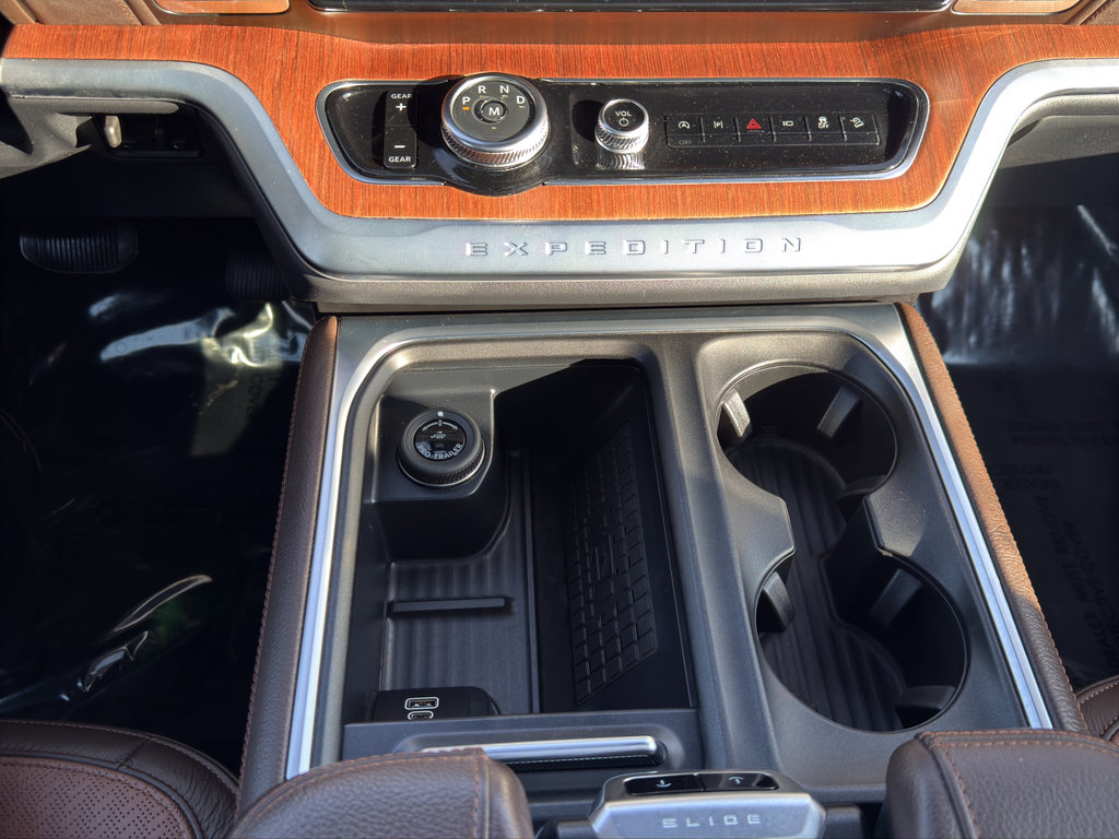 Certified 2025 Ford Expedition Max King Ranch AWD/4WD image 14