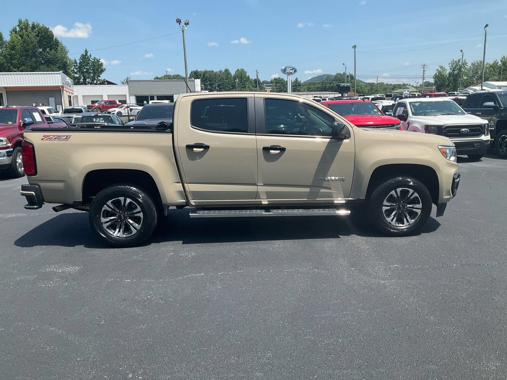 Used 2022 Chevrolet Colorado Z71 AWD/4WD image 4