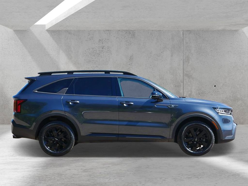 Used 2022 Kia Sorento S AWD/4WD image 2