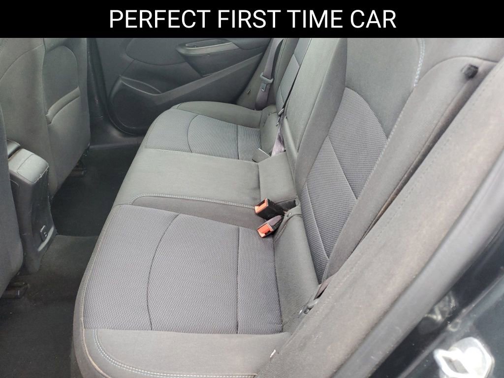 Used 2017 Chevrolet Cruze LT w/ RS Package image 9