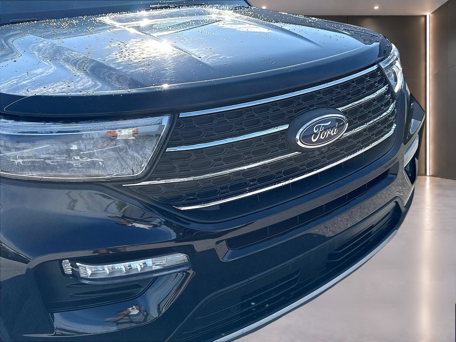 Certified 2023 Ford Explorer XLT w/ Equipment Group 202A RWD image 36