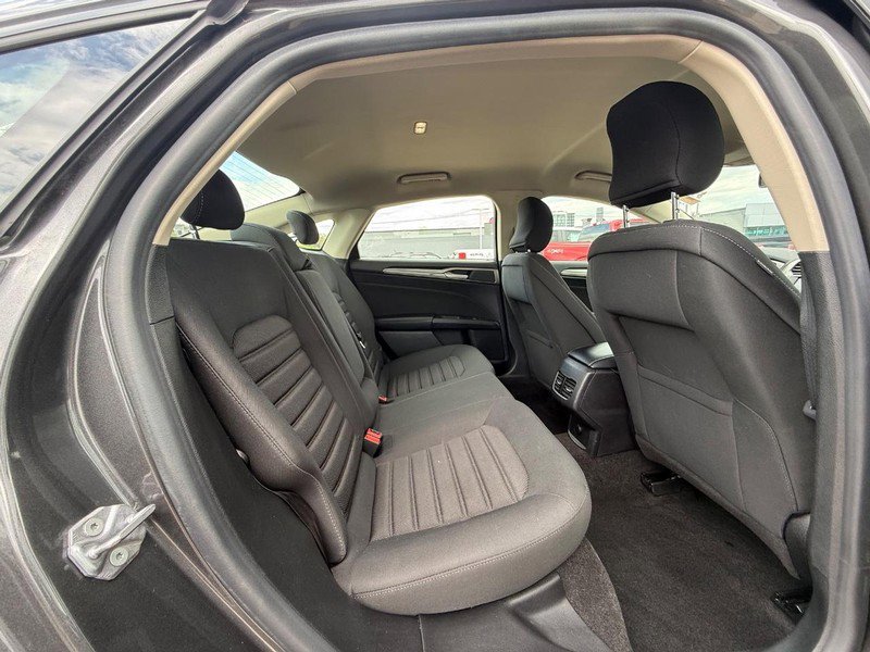 Certified 2019 Ford Fusion SE FWD image 14