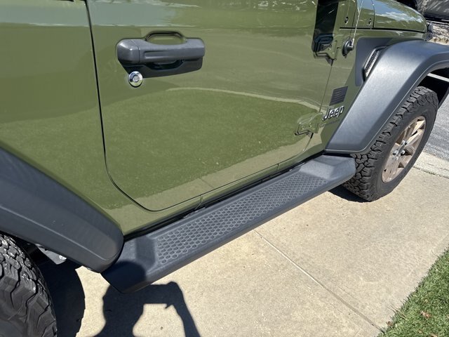 Used 2020 Jeep Wrangler Sport AWD/4WD image 4