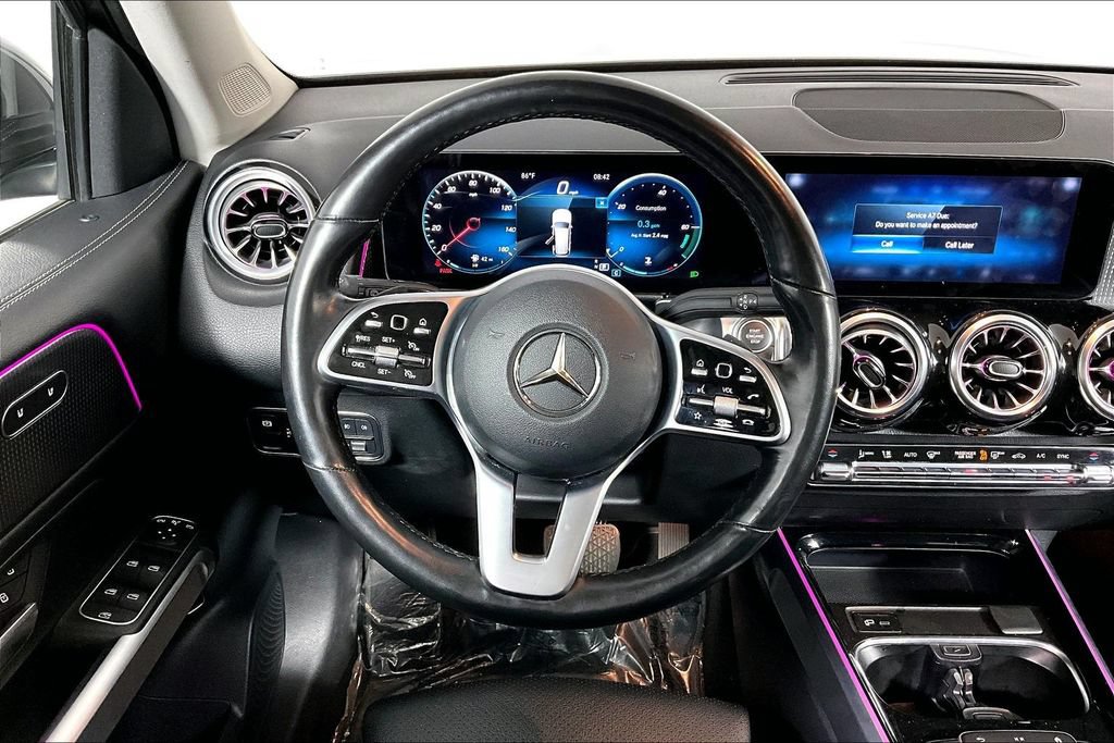 Used 2022 Mercedes-Benz GLB 250 4MATIC w/ Premium Package Lite image 5