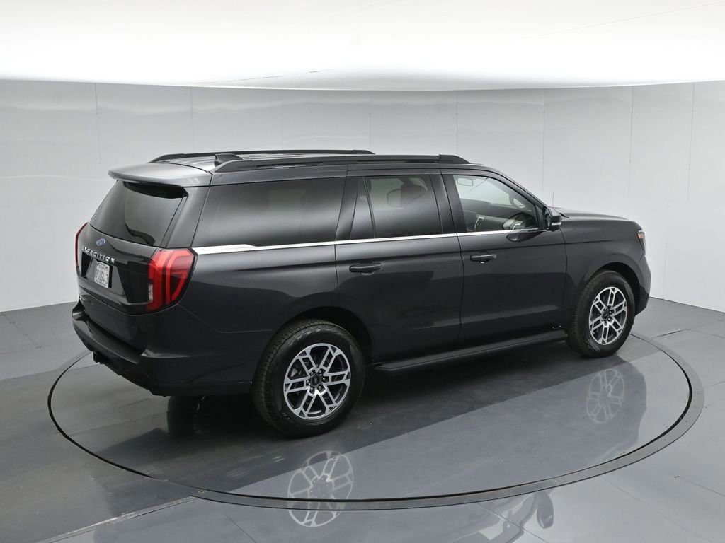 Certified 2025 Ford Expedition Active image 13