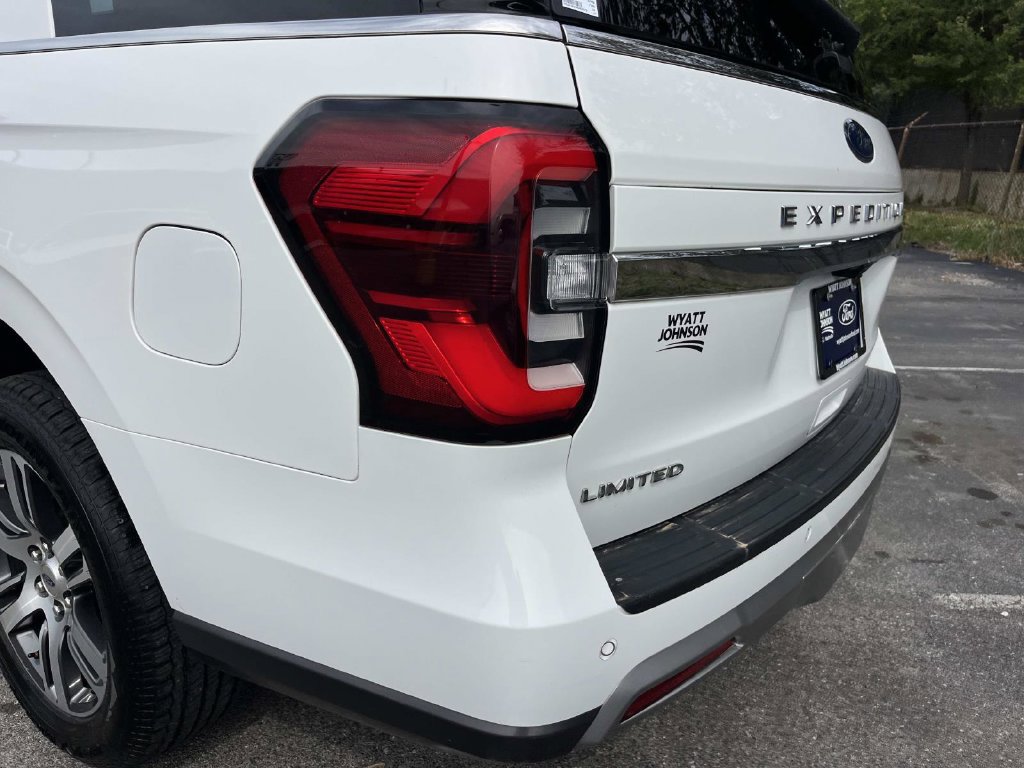 Certified 2024 Ford Expedition Limited RWD image 12