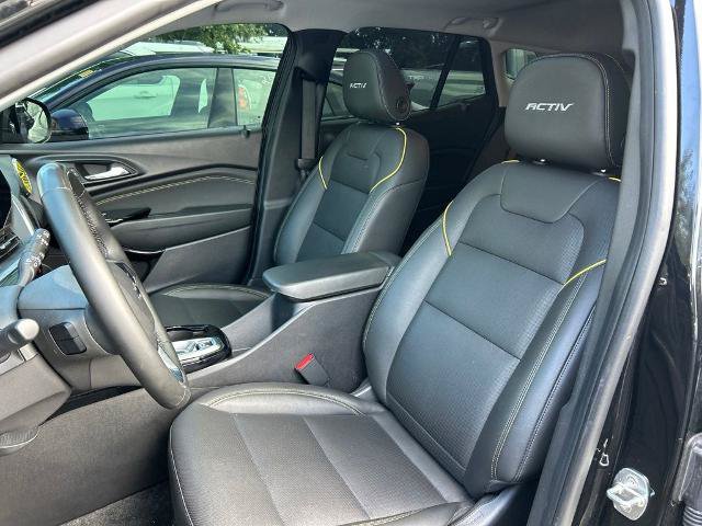 Used 2024 Chevrolet Trax ACTIV w/ Sunroof Package FWD image 19