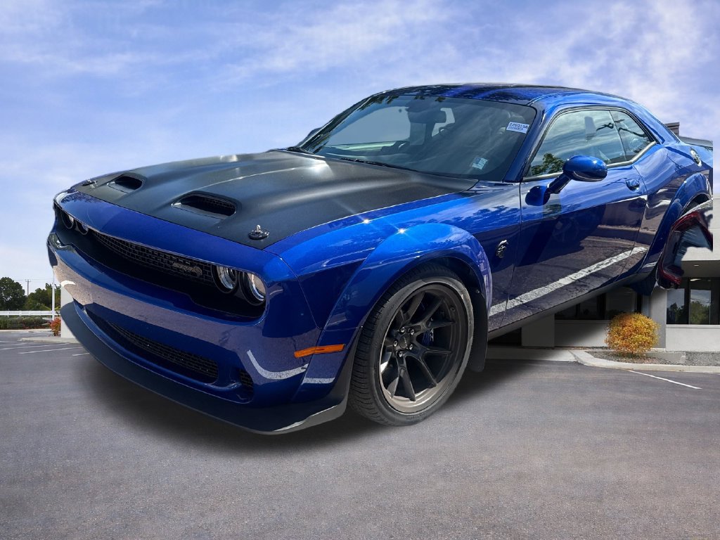 Used 2022 Dodge Challenger SRT Hellcat RWD image 2