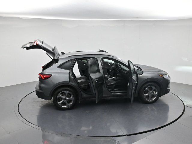 Certified 2025 Ford Escape ST-Line FWD image 48