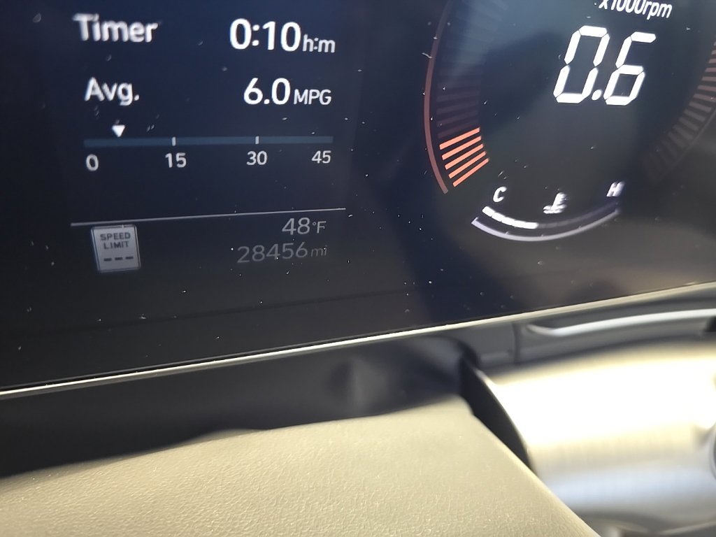 Used 2024 Hyundai Kona SEL FWD image 5