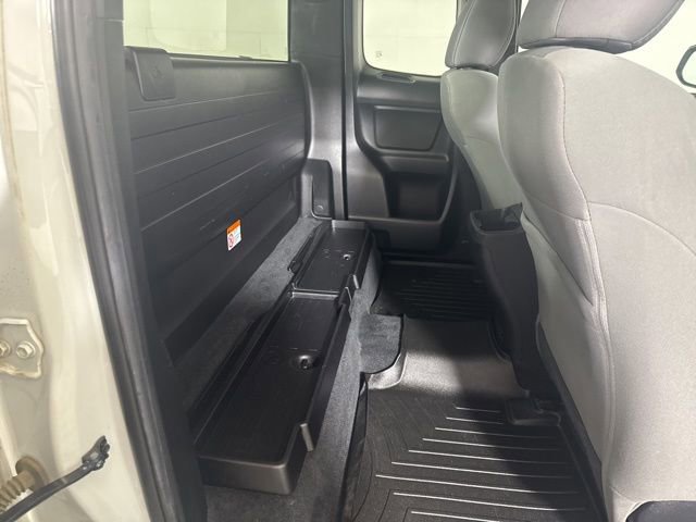 Used 2021 Toyota Tacoma SR image 9