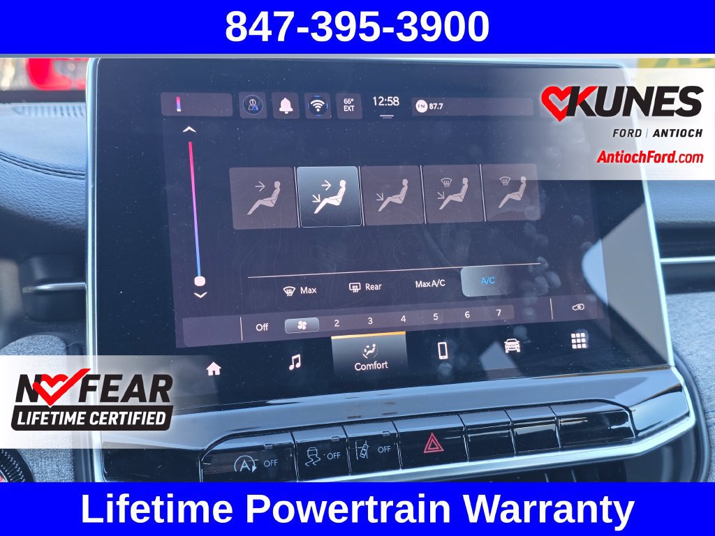Used 2024 Jeep Compass Latitude AWD/4WD image 45