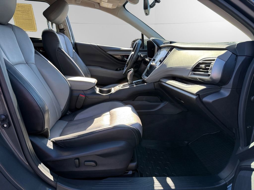 Used 2020 Subaru Outback Limited image 15