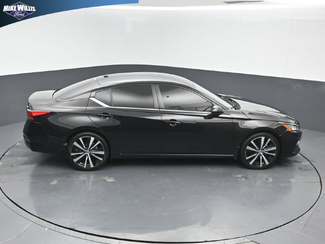 Used 2022 Nissan Altima 2.5 SR FWD image 16