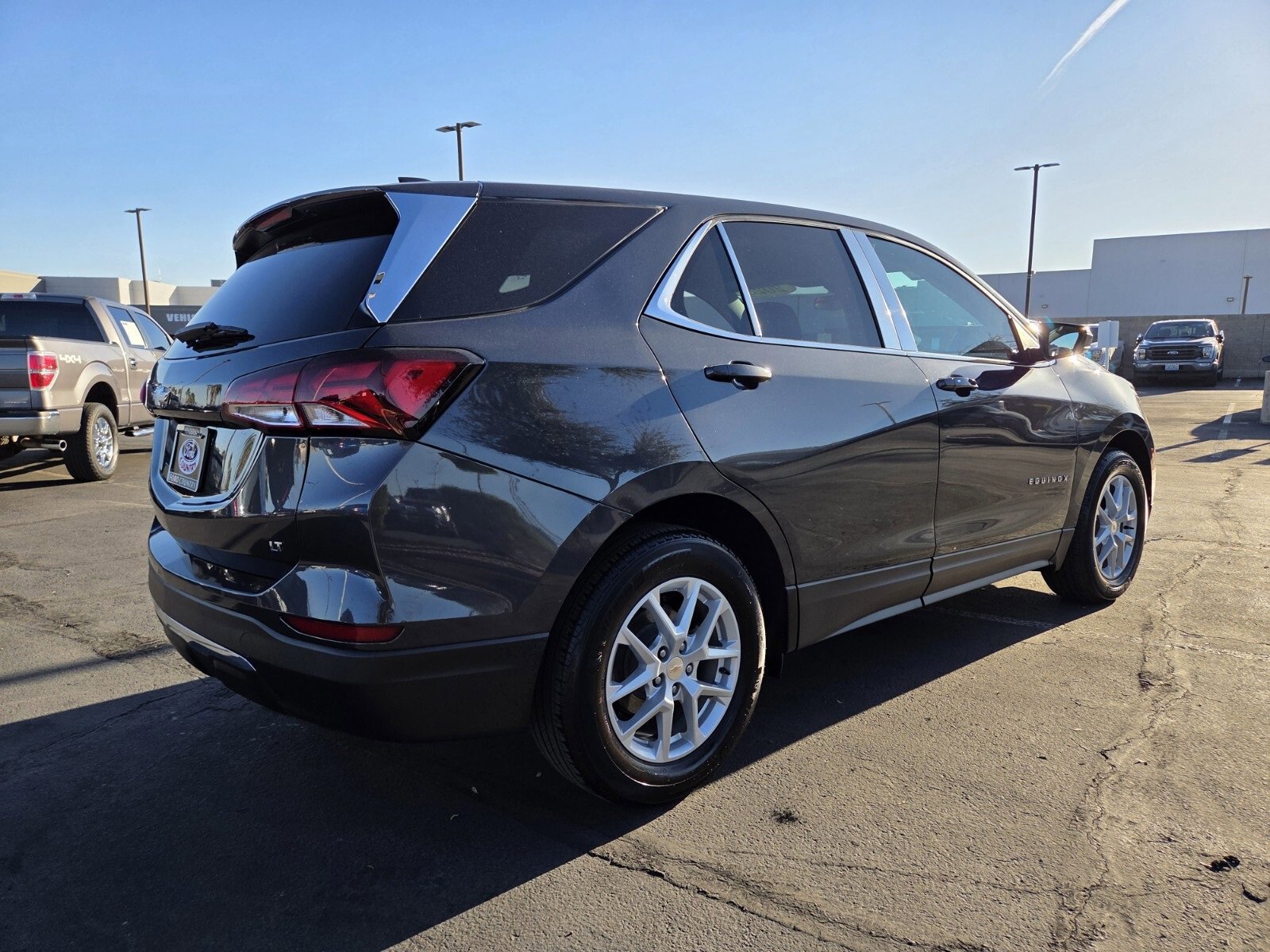 Used 2023 Chevrolet Equinox LT image 5