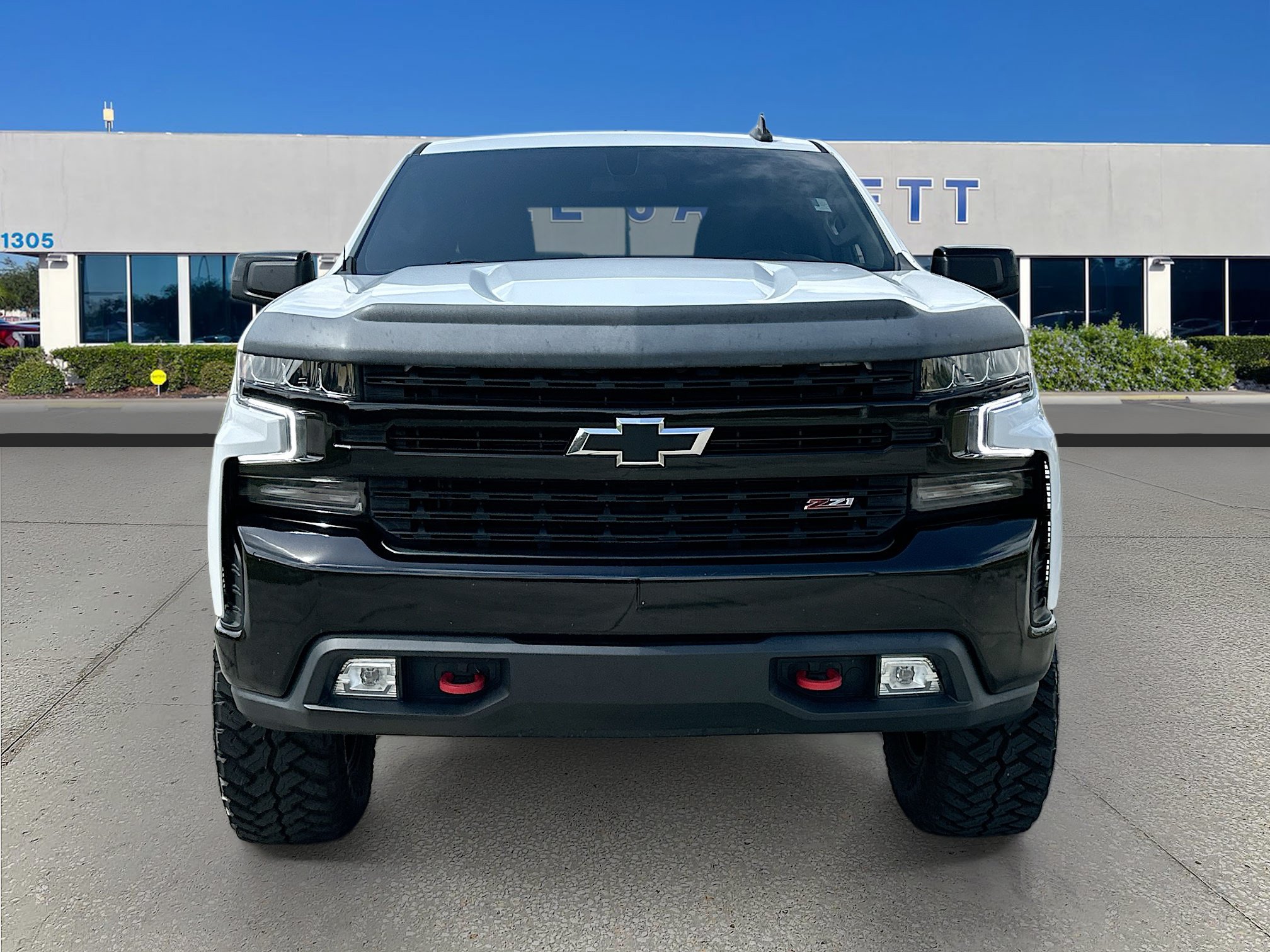 Used 2021 Chevrolet Silverado 1500 LT Trail Boss w/ Bed Protection Package AWD/4WD image 2