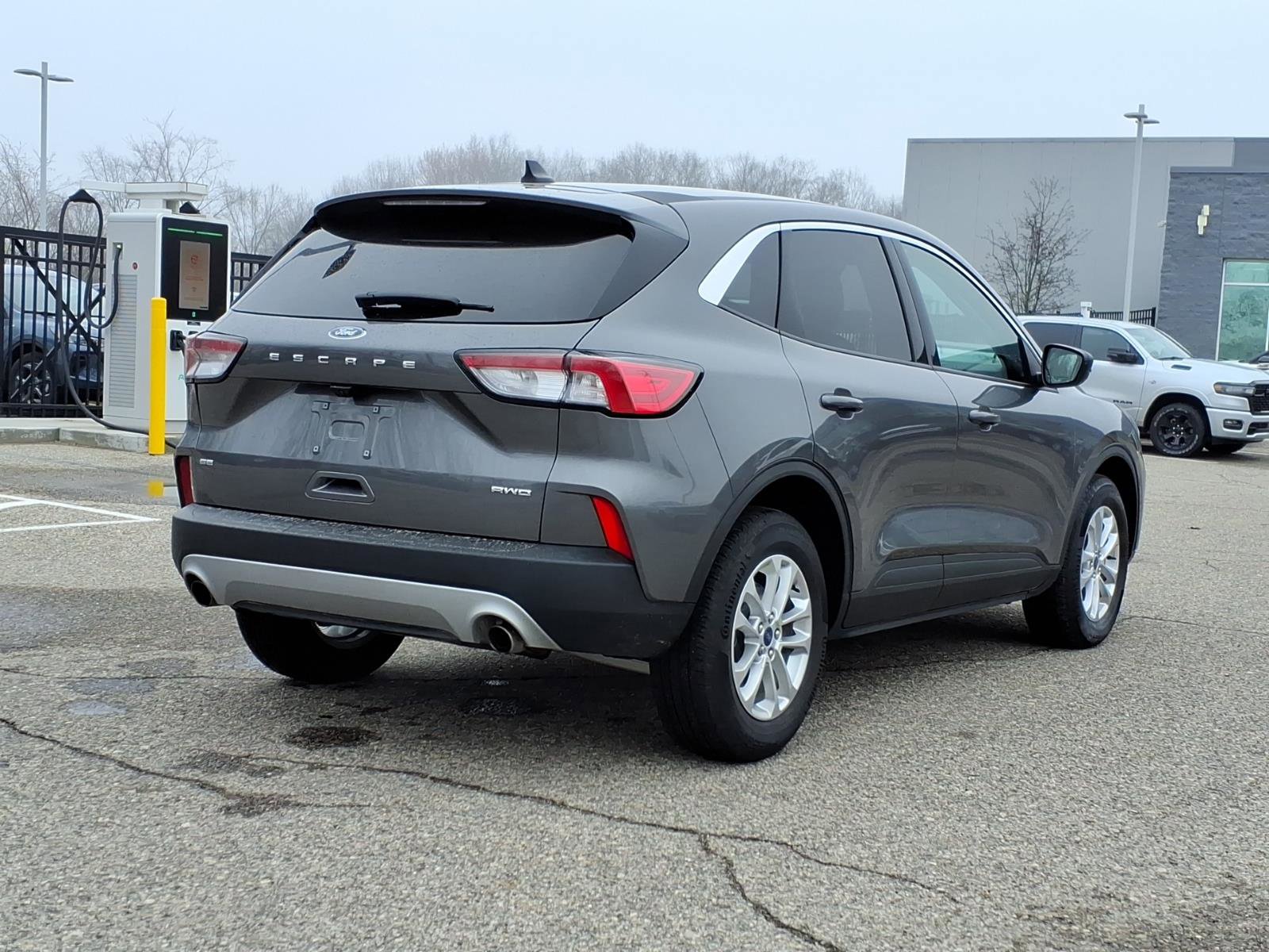 Certified 2022 Ford Escape SE w/ Convenience Package AWD/4WD image 7