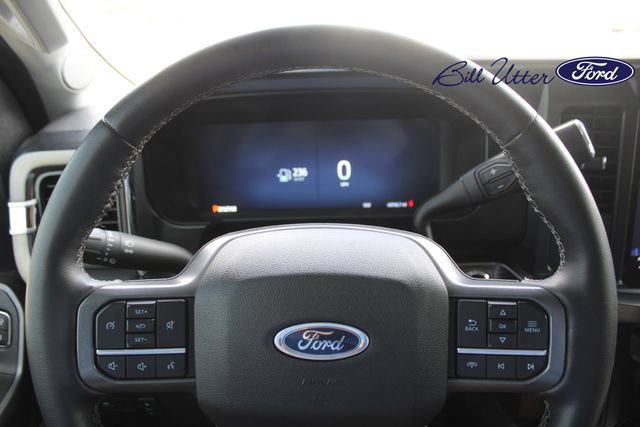 Certified 2025 Ford F250 Lariat w/ Black Appearance Package AWD/4WD image 23