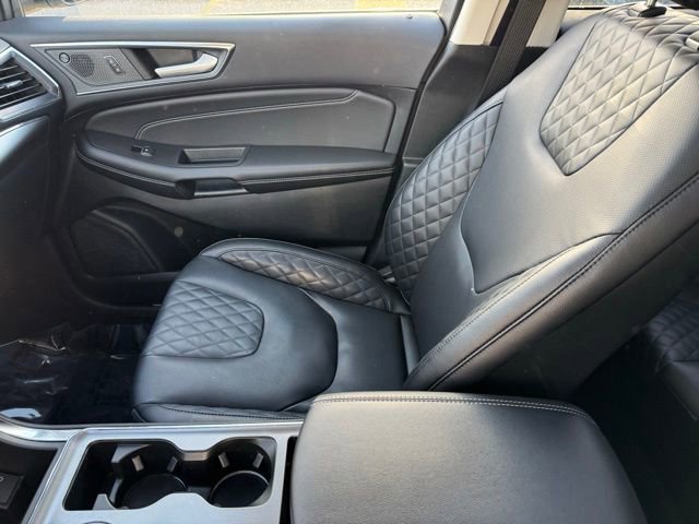 Certified 2024 Ford Edge Titanium w/ Equipment Group 301A AWD/4WD image 18