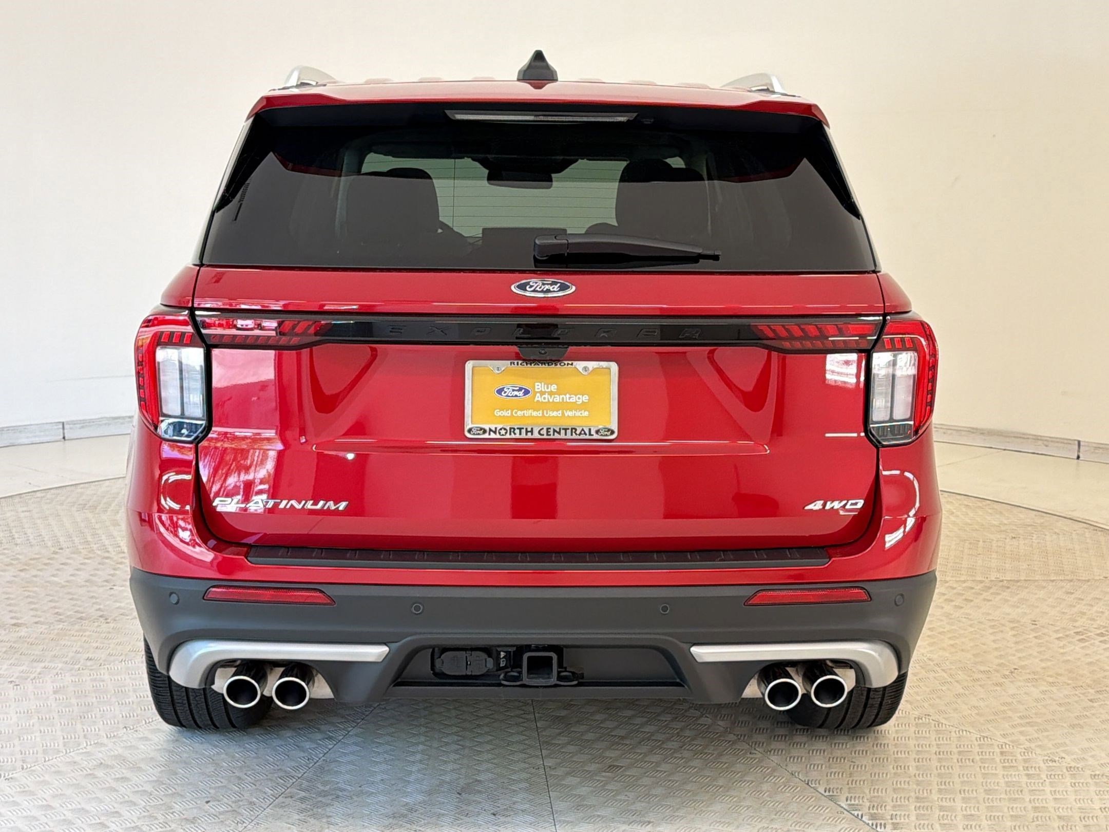 Certified 2025 Ford Explorer Platinum w/ Ultimate Package image 4
