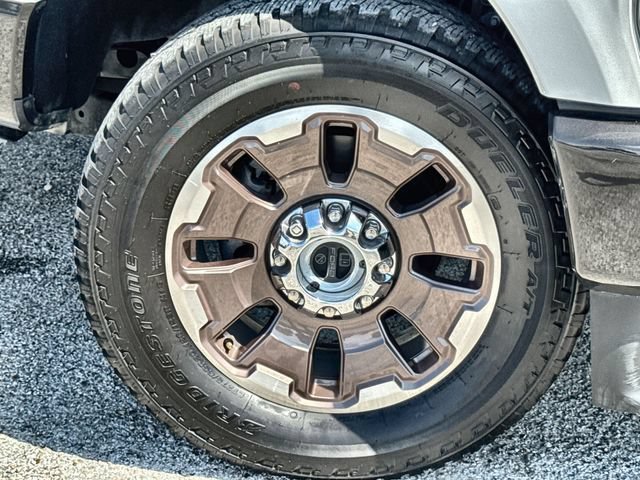 Certified 2024 Ford F250 King Ranch AWD/4WD image 10