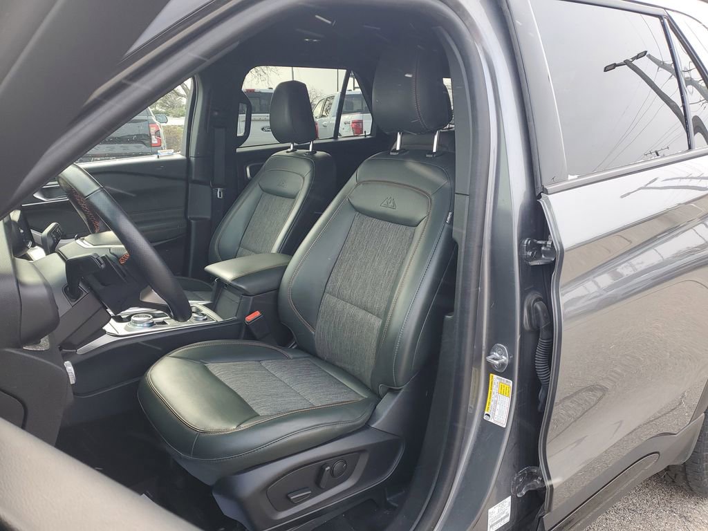 Certified 2022 Ford Explorer Timberline image 18