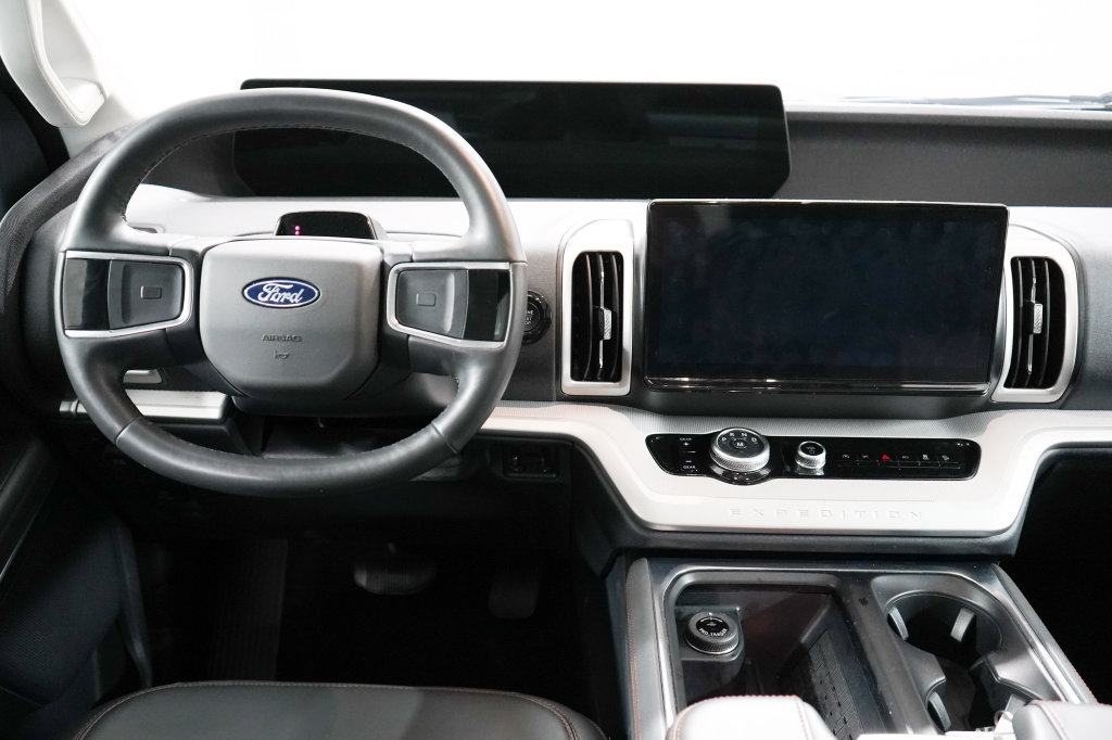 Certified 2025 Ford Expedition Max Active AWD/4WD image 14