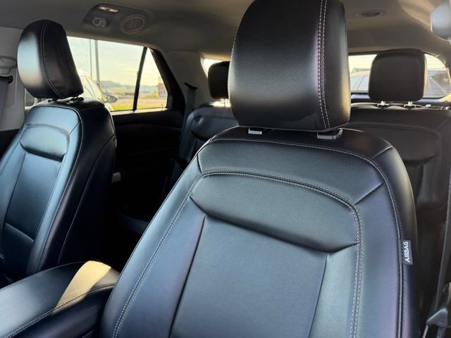 Certified 2024 Ford Explorer XLT w/ Equipment Group 202A AWD/4WD image 12